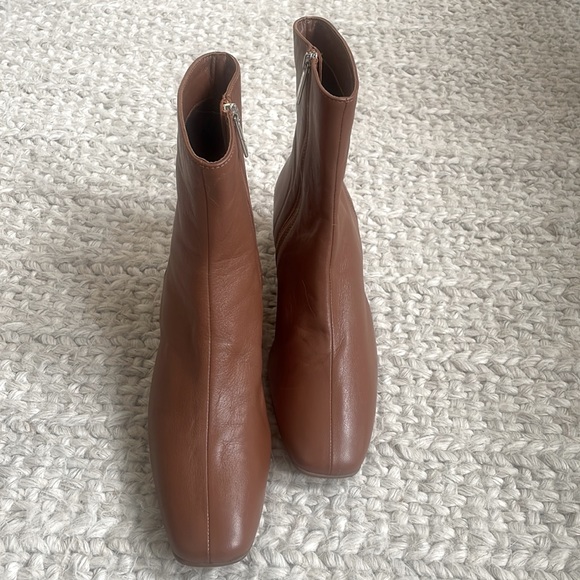 Aquatalia soft napa leather boots - Picture 3 of 6